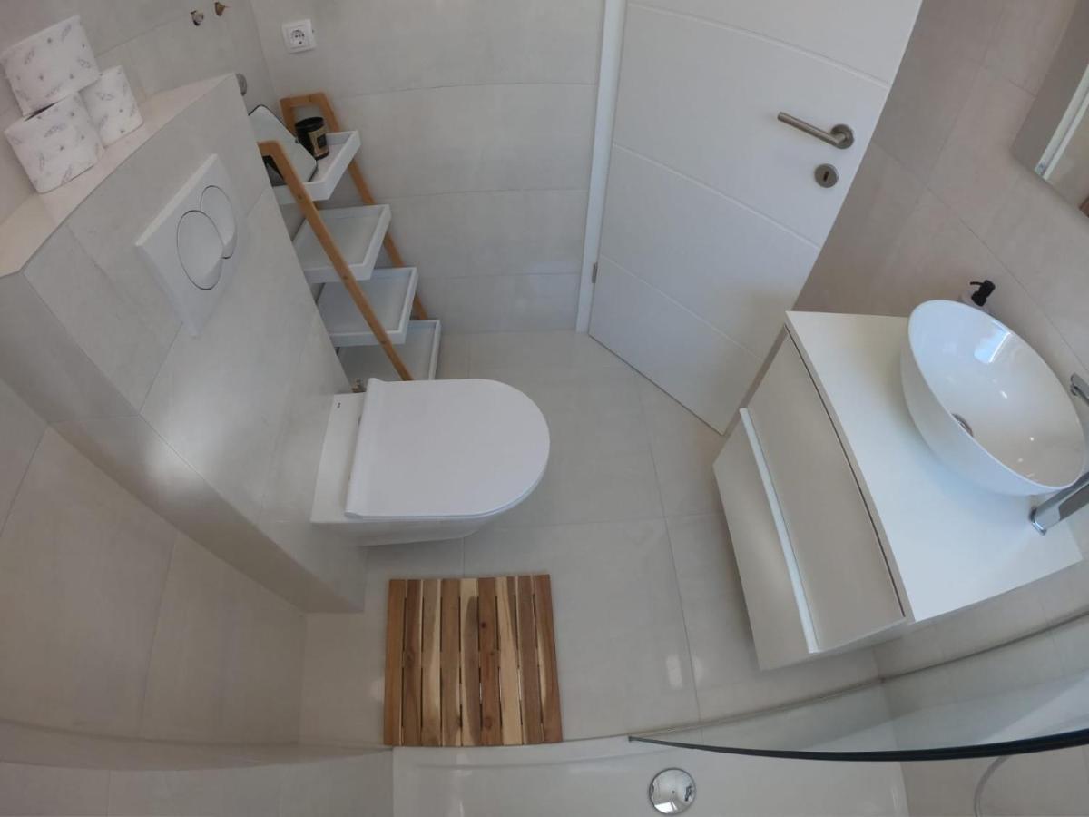 Sun-Drenched Apartment "The View" Zadar Bagian luar foto